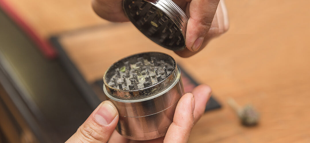 Marijuana Grinders: What They Are, How to Use Them, and Their Benefits
